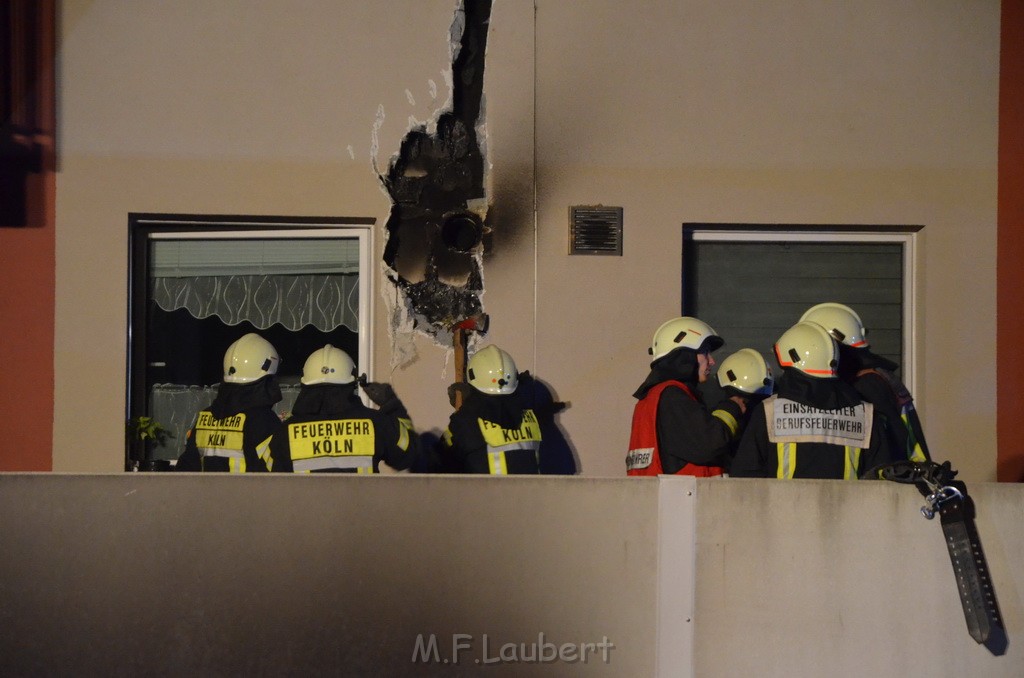 Feuer Koeln Porz Wahn Am Bahnhof P238.JPG - Miklos Laubert